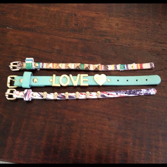Bundle LoveFire buckle bracekets