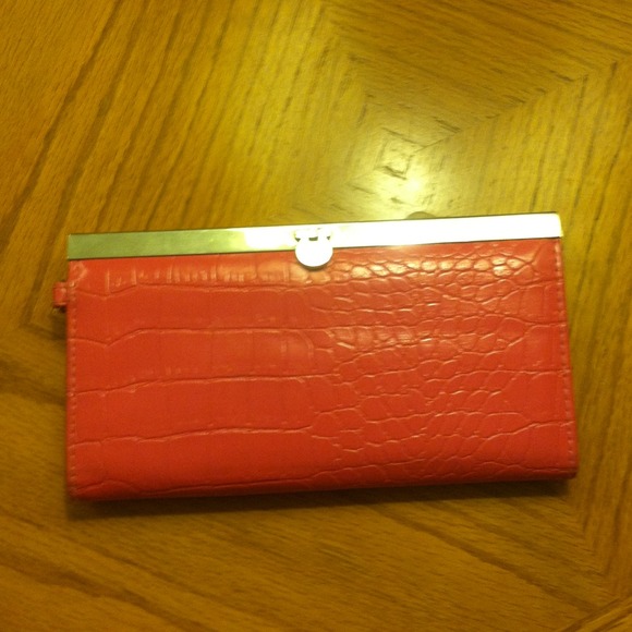 ❌TRADED❌Pink wallet