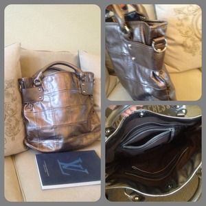 Large city tote