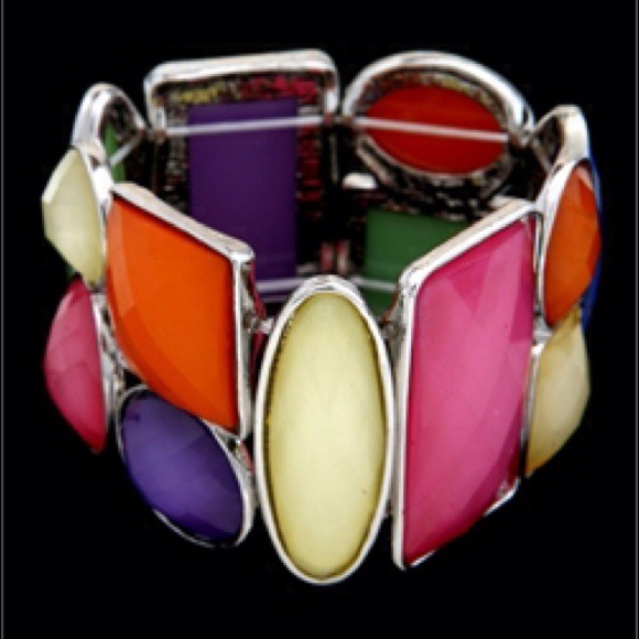 Colored stone bracelet