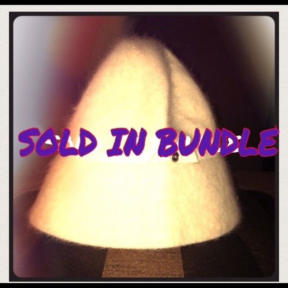 🌻Mohair/Wool Cream Bucket Hat🌻