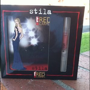💰sold💰Stila E! Set.