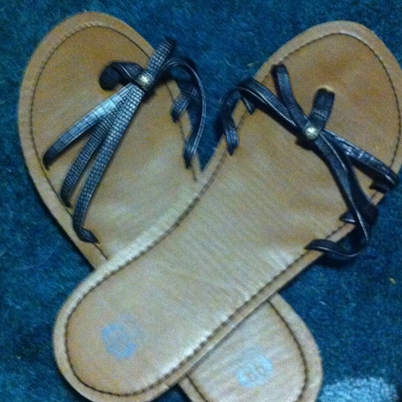 Brown flats