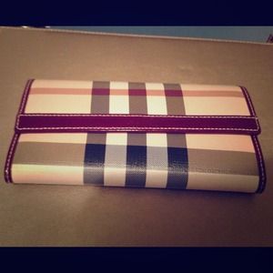 Burberry wallet