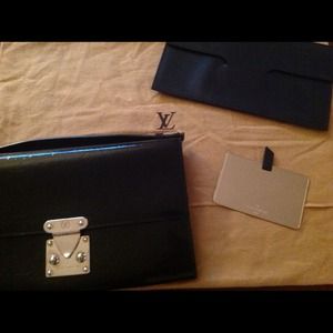 Louis Vuitton Ltd Edition Anouchka Clutch Wallet