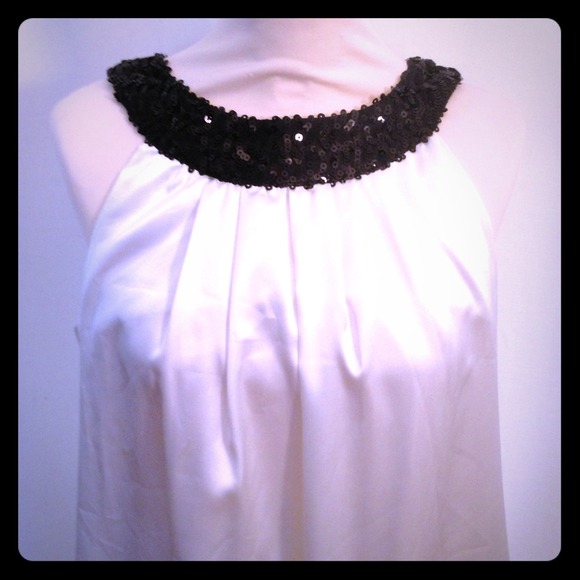 SOLD AS BUNDLE..... White A-Line sequined dress S