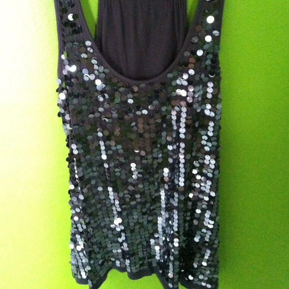 Kirra sequence tank.