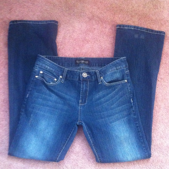 REDUCED YMI dark wash stretch jeans