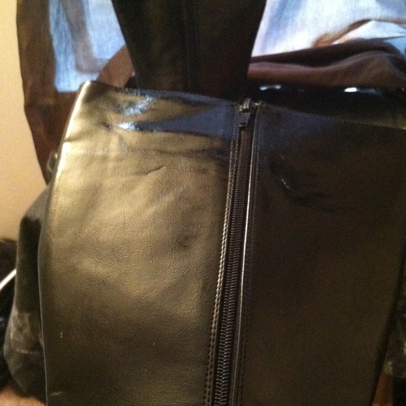 Never worn Comfort view black rain boots - Picture 3 of 3