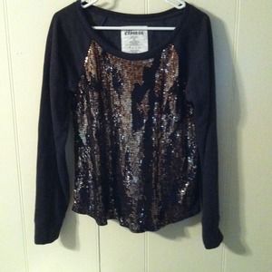 Bundle: Express sweatshirt and white CK jeans