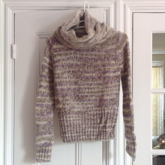 *SOLD* NWOT soft & warm purple & tan knit sweater!