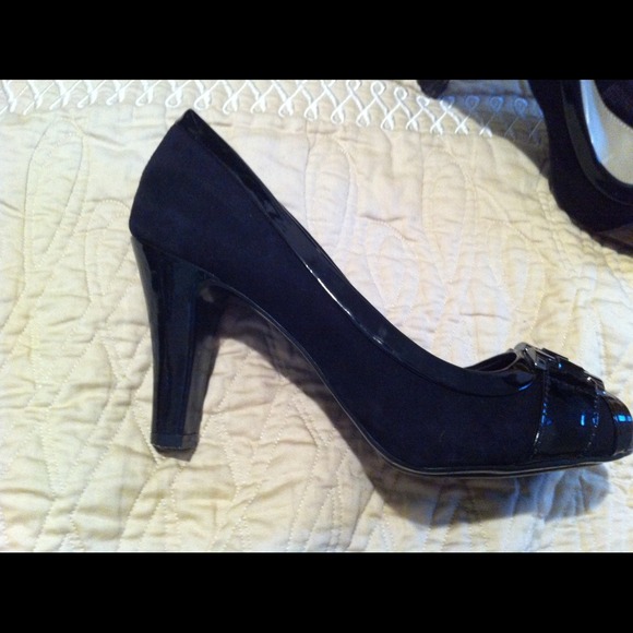 Giani Bernini Simona Heels - Picture 4 of 4