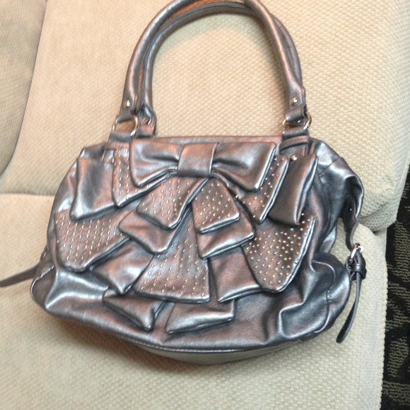 Ninewest Handbag and Black Dressy Tank