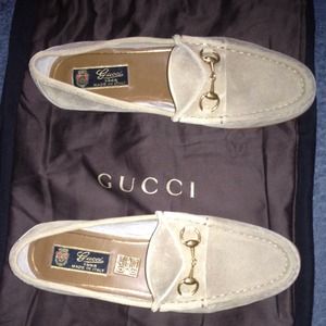 🚫RESERVED🚫Cream Suede Gucci Loafer