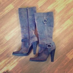 Guess ~brown tall boots ~sz 9 super cute!!