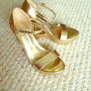SOLD!!! Strappy Gold Via Spiga sandals