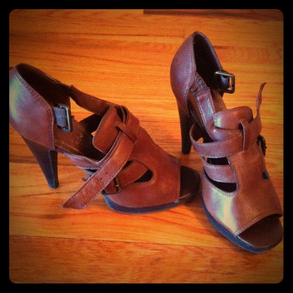 SOLD in bundle Gianni Bini Heels