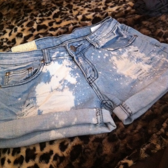 Bleach spot shorts