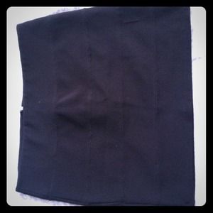 Jet black mini skirt. 3/4 zip back.