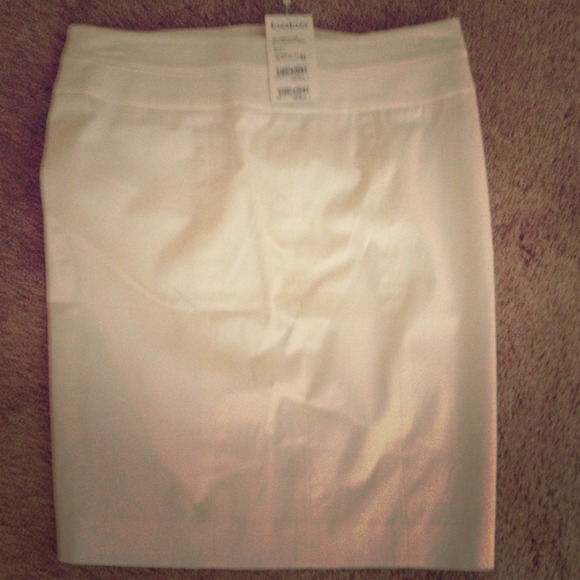 Bebe ivory pencil skirt