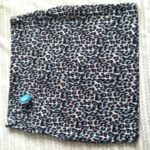 Baby blue/gray/black cheetah print skirt/blue ring