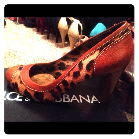 Dolce Gabbana authentic leopard heels. Size 38.5/8 - Picture 1 of 4