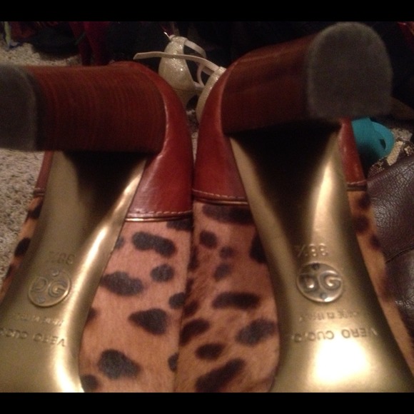 Dolce Gabbana authentic leopard heels. Size 38.5/8 - Picture 4 of 4