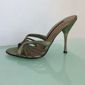 Brand new Laundry Mules made in Italy
