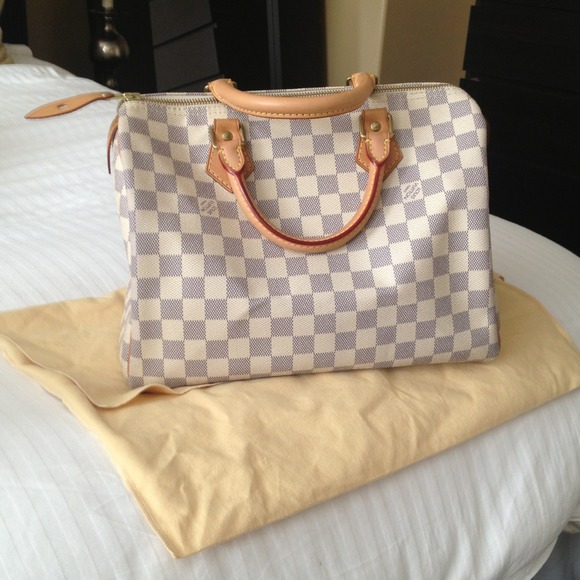 🚨🚨SOLD🚦🚦Authentic LV Speedy