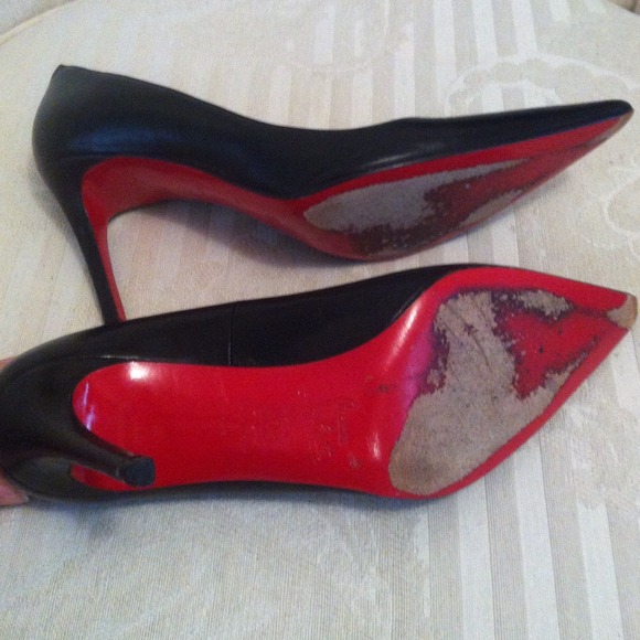 🚫🎉SOLD!!🎉🚫 CHRISTIAN LOUBOUTIN Décoltissimo - Picture 3 of 4