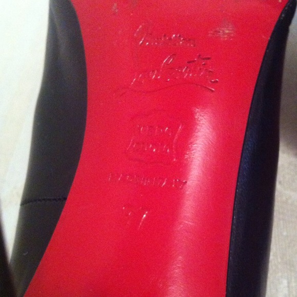 🚫🎉SOLD!!🎉🚫 CHRISTIAN LOUBOUTIN Décoltissimo - Picture 4 of 4