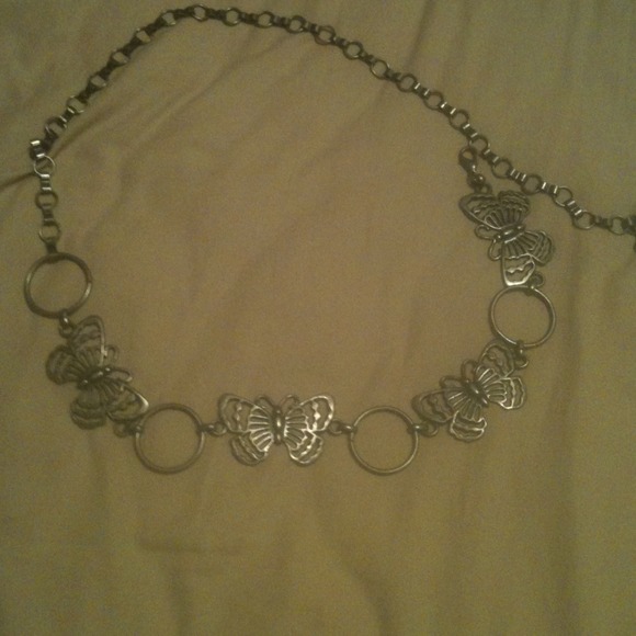 Butterfly chain belt