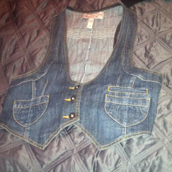 American Rag denim vest