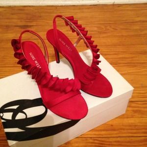 Dressy ruffled heels!