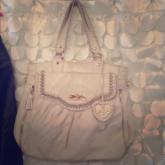 🎉Sold in bundle🎉Betsey Johnson white bag
