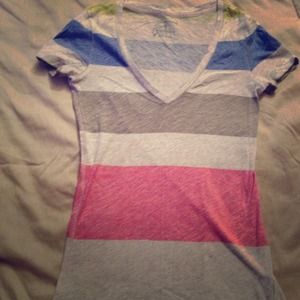 American Eagle V Neck Tee