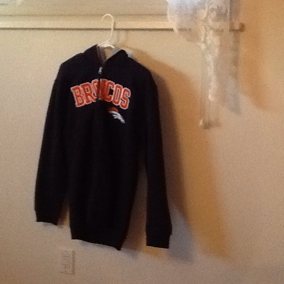 SOLD. Jacket - Picture 2 of 2