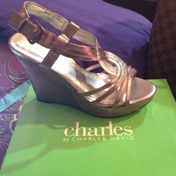 Charles David wedges