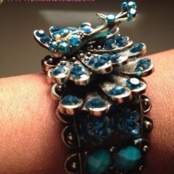 NILLILICIOUS TURQUOISE BLUE RHINESTONE BRACELET - Picture 1 of 2