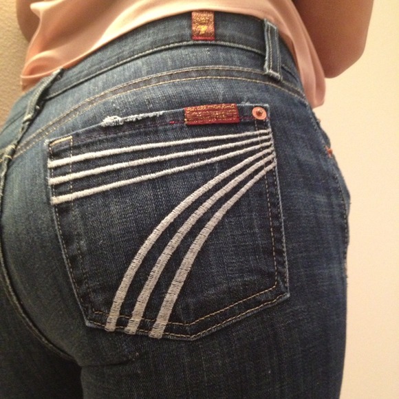 7 For All Mankind designer jeans-- NEVER WORN! - Picture 1 of 4