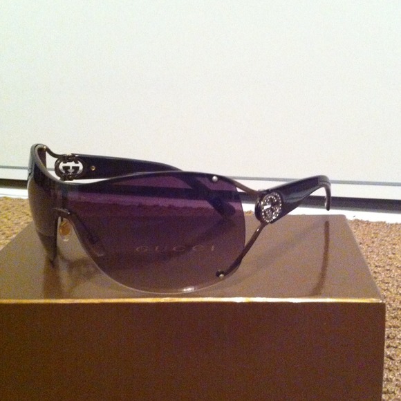 Gucci sunglasses