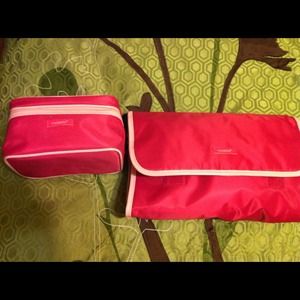 Gently Used Bathroom Travel Set