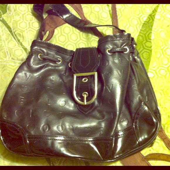 Cute L-O-V-E Purse!