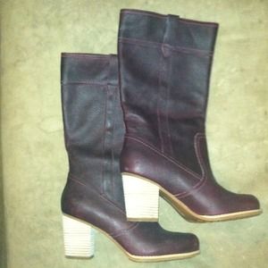 Timberland boot. Never worn.