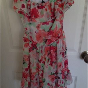 H&M Fun floral dress