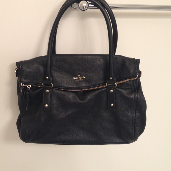 ***SOLD*** Kate Spade Cobble Hill Leslie in Black - Picture 1 of 4