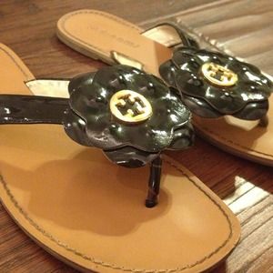 Knock off Tory burches