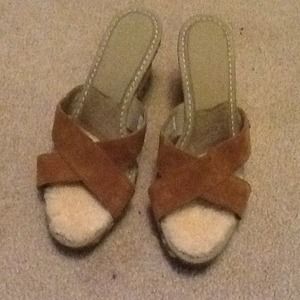 UGG 3" Wedge - Brown Suede