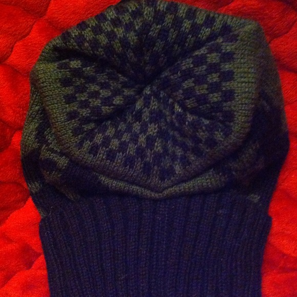 Bear print Beenie buy 1 get 4 free - Picture 2 of 2