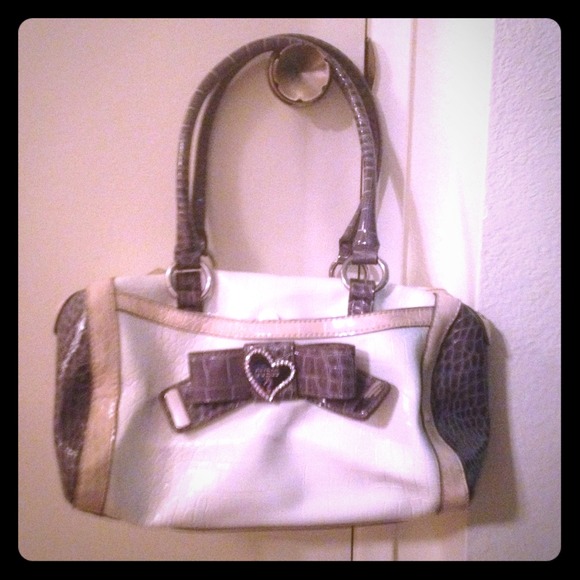 ❌SOLD ❌ Guess Handbag